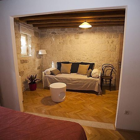Rooms Livia Trogir Quarto foto