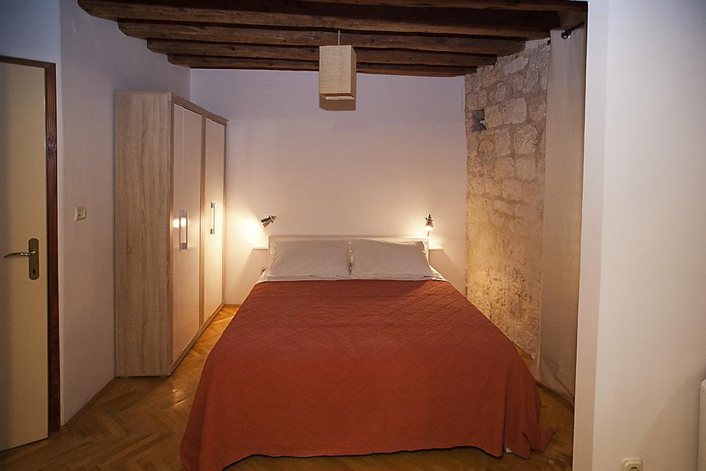 Rooms Livia Trogir Quarto foto