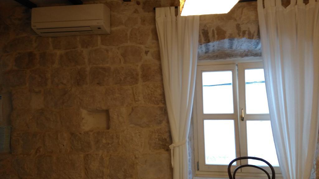 Rooms Livia Trogir Exterior foto