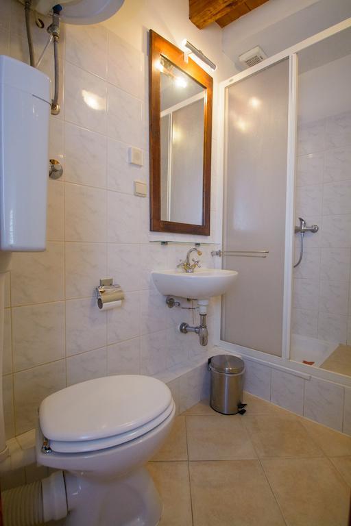 Rooms Livia Trogir Quarto foto
